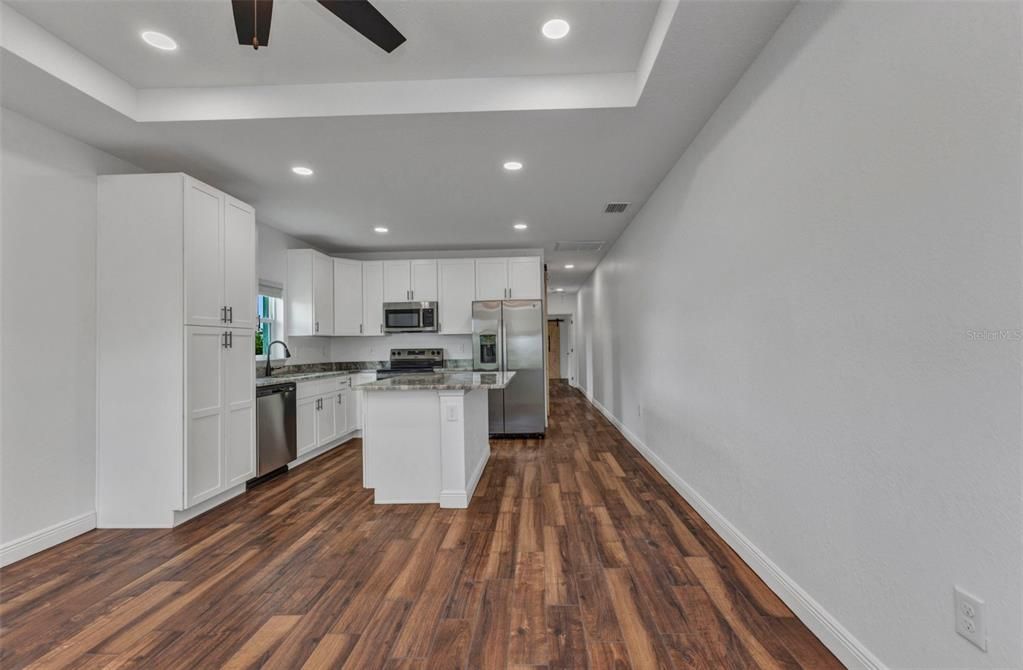 For Sale: $514,999 (6 beds, 0 baths, 1810 Square Feet)