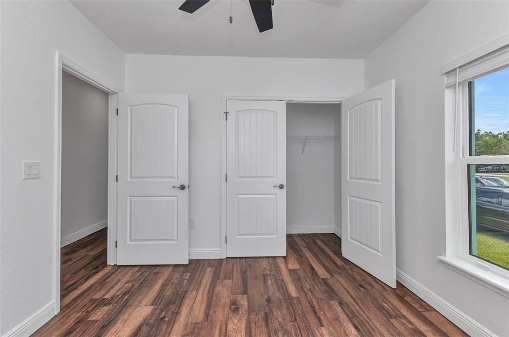 For Sale: $514,999 (6 beds, 0 baths, 1810 Square Feet)