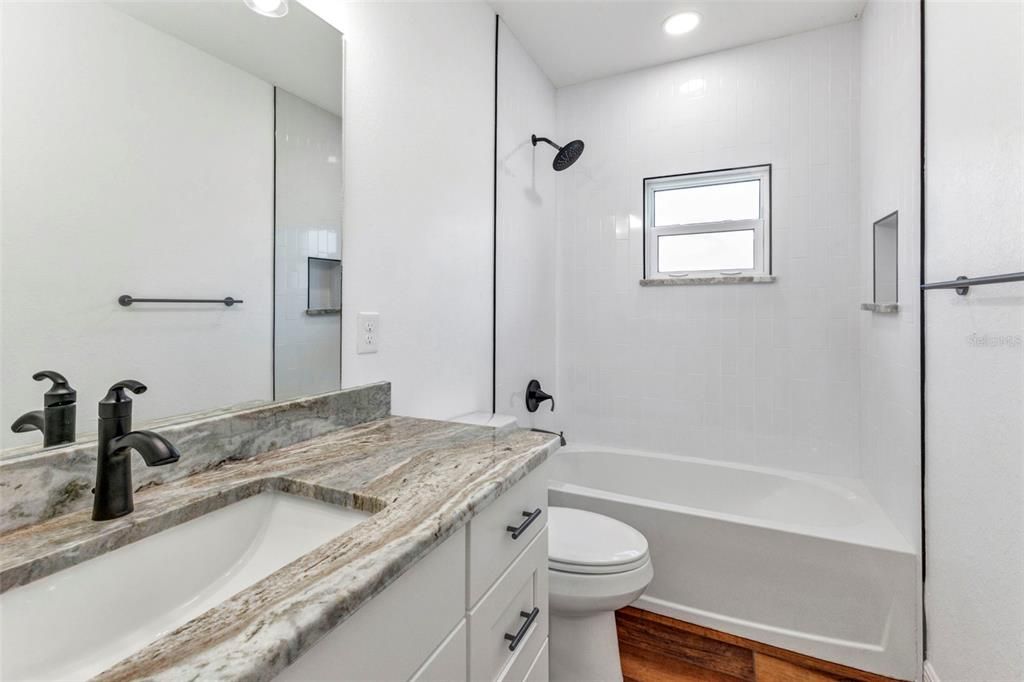 For Sale: $514,999 (6 beds, 0 baths, 1810 Square Feet)