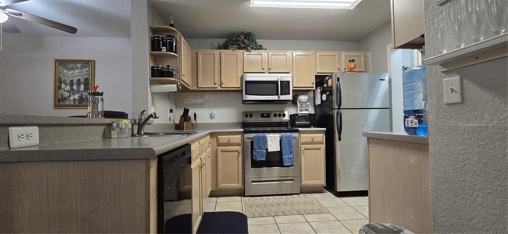 В аренду: $2,800 (3 спален, 2 ванн, 1193 Квадратных фут)