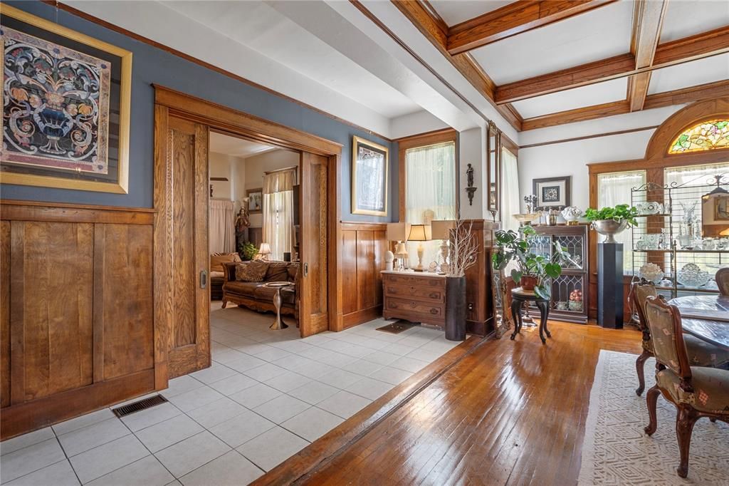 En Venta: $1,495,000 (6 camas, 5 baños, 6711 Pies cuadrados)