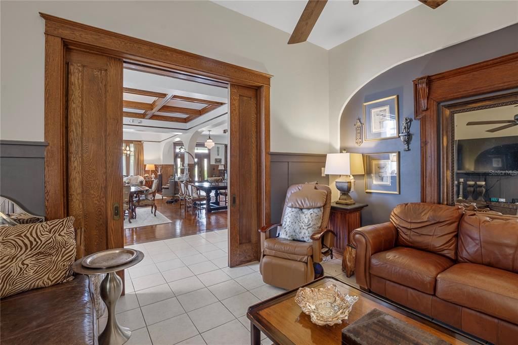 En Venta: $1,495,000 (6 camas, 5 baños, 6711 Pies cuadrados)