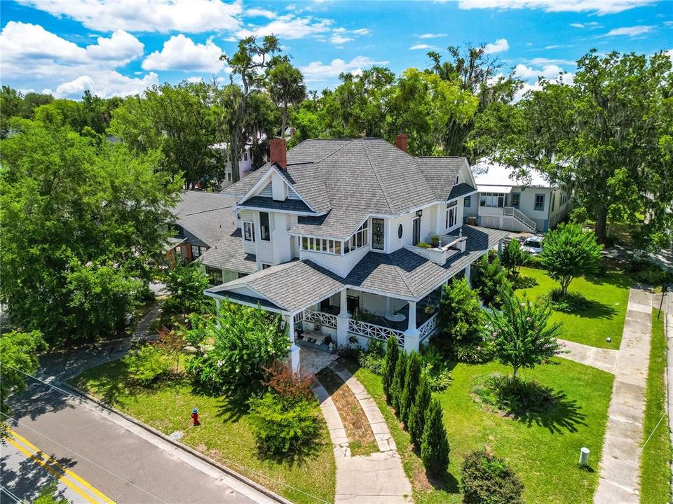 En Venta: $1,495,000 (6 camas, 5 baños, 6711 Pies cuadrados)