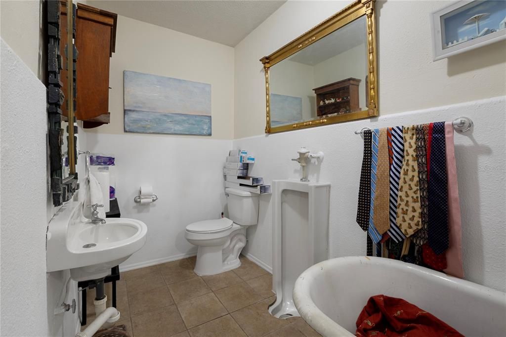 En Venta: $1,495,000 (6 camas, 5 baños, 6711 Pies cuadrados)