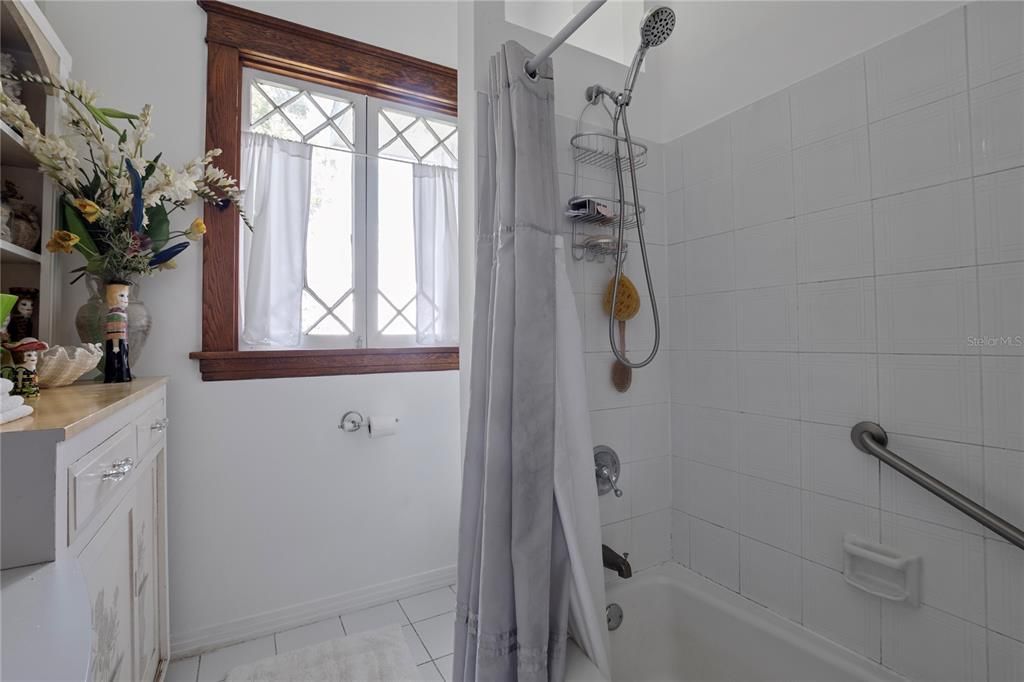 En Venta: $1,495,000 (6 camas, 5 baños, 6711 Pies cuadrados)