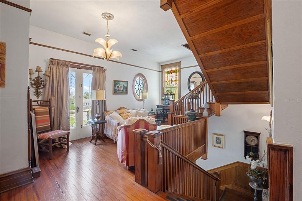 En Venta: $1,495,000 (6 camas, 5 baños, 6711 Pies cuadrados)