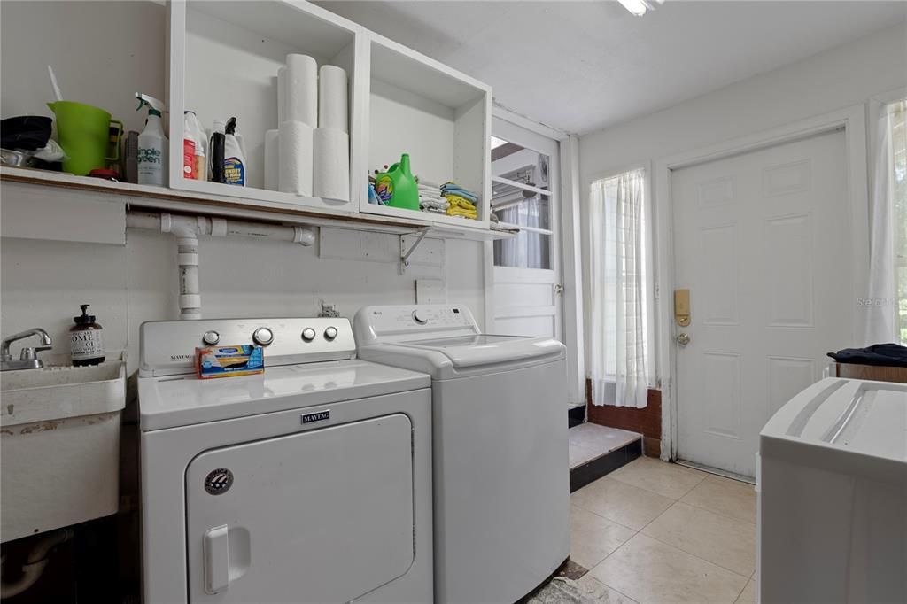 En Venta: $1,495,000 (6 camas, 5 baños, 6711 Pies cuadrados)