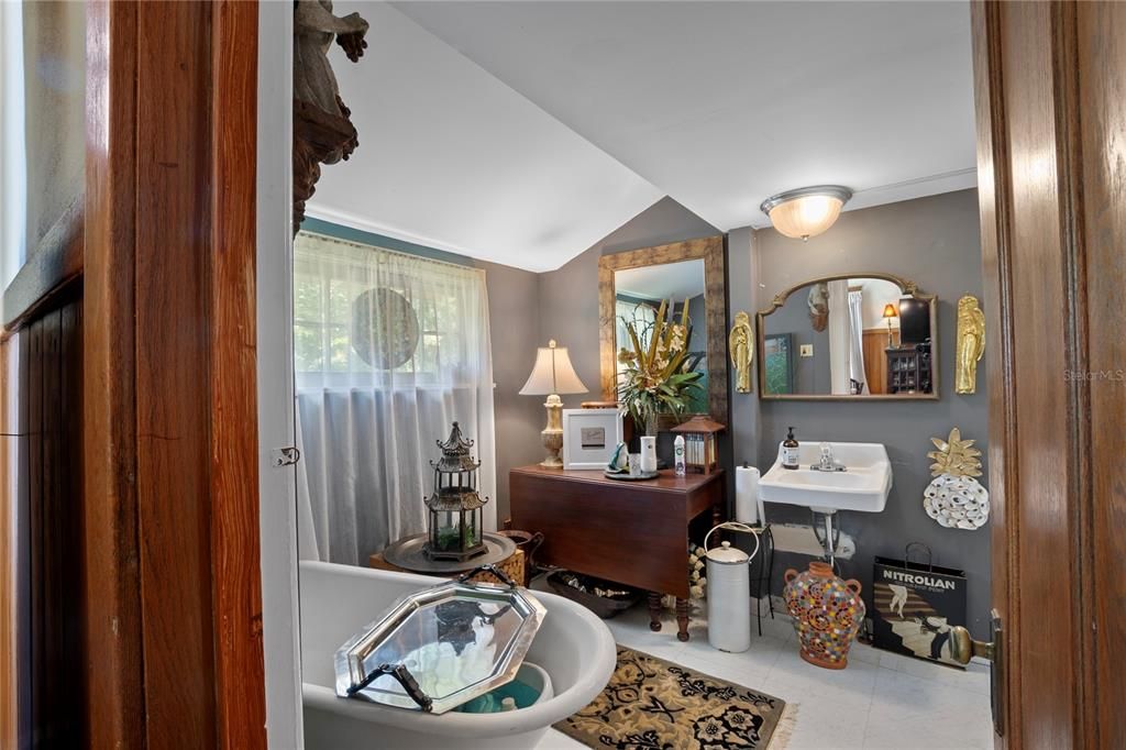 En Venta: $1,495,000 (6 camas, 5 baños, 6711 Pies cuadrados)