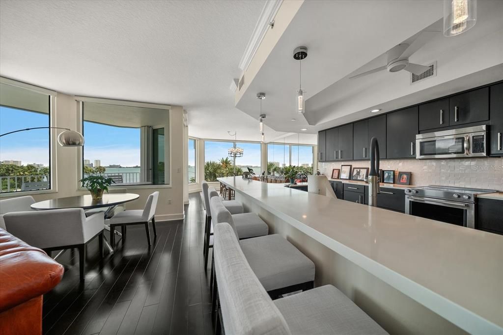 For Sale: $1,397,000 (2 beds, 2 baths, 2319 Square Feet)