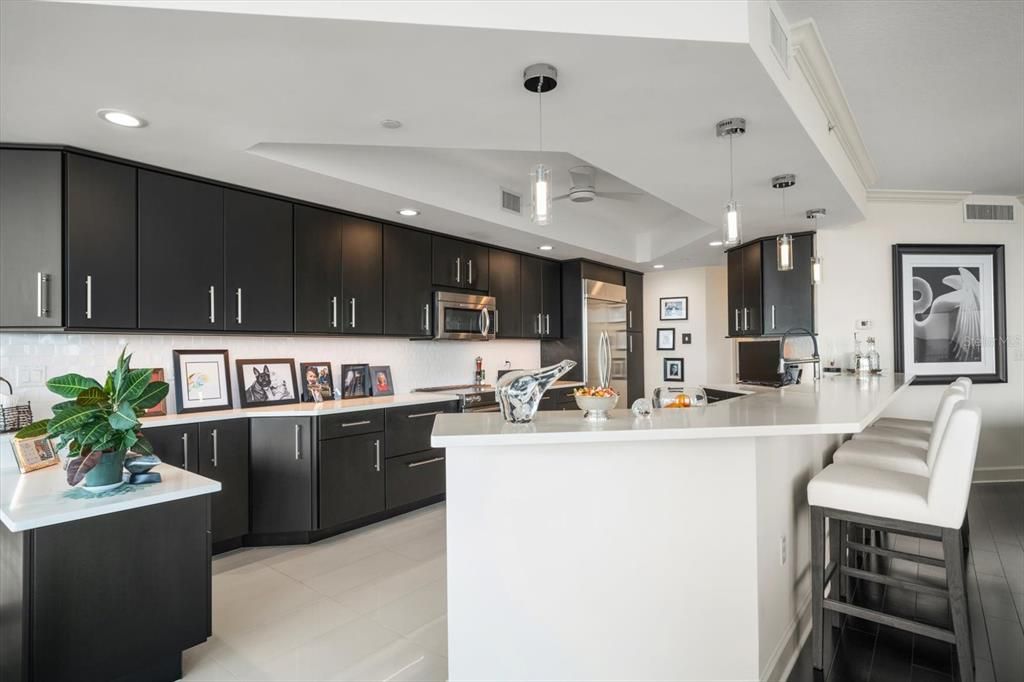 For Sale: $1,397,000 (2 beds, 2 baths, 2319 Square Feet)