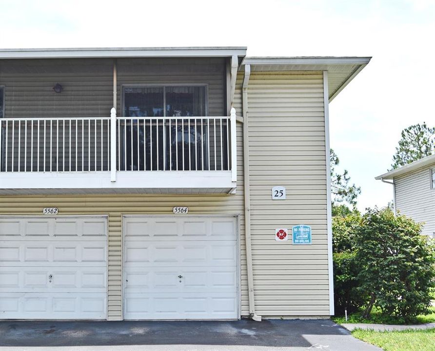 待售: $174,900 (2 贝兹, 2 浴室, 889 平方英尺)