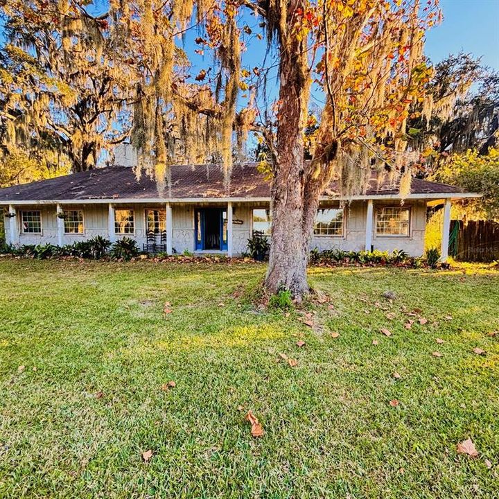 For Sale: $335,000 (3 beds, 2 baths, 2016 Square Feet)