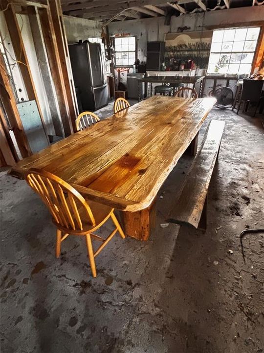 For Sale: $335,000 (3 beds, 2 baths, 2016 Square Feet)