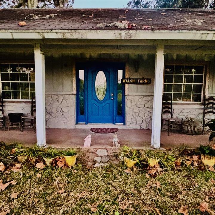 For Sale: $335,000 (3 beds, 2 baths, 2016 Square Feet)