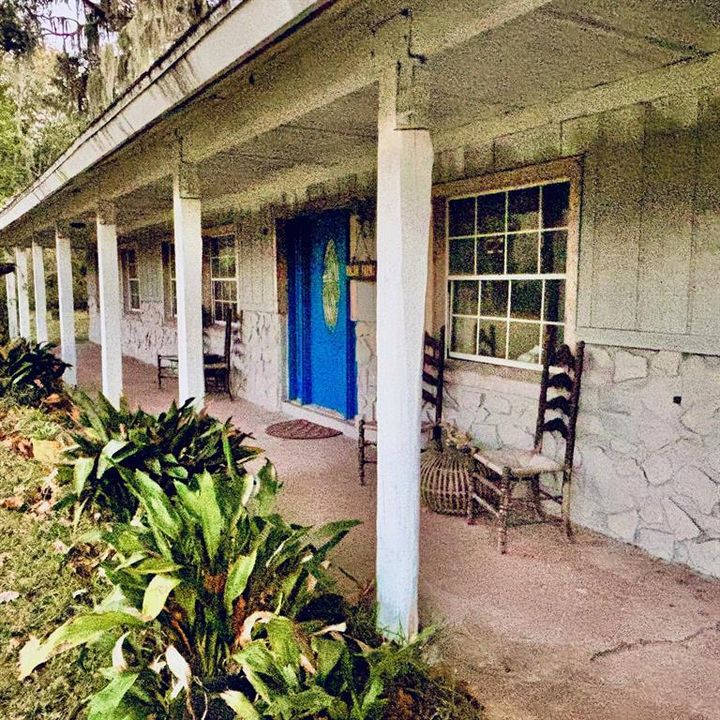 For Sale: $335,000 (3 beds, 2 baths, 2016 Square Feet)