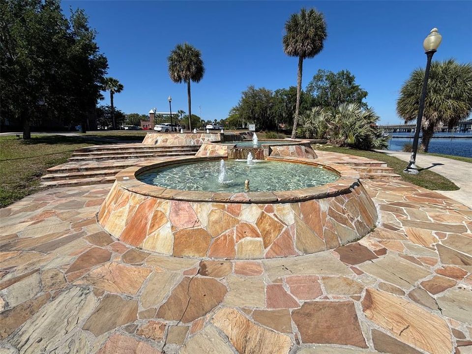 For Sale: $335,000 (3 beds, 2 baths, 2016 Square Feet)