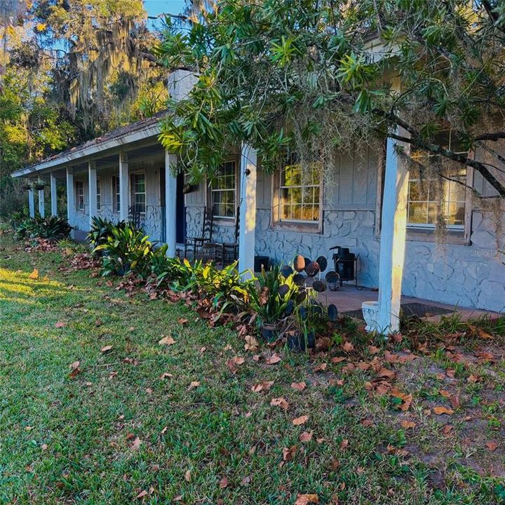 For Sale: $335,000 (3 beds, 2 baths, 2016 Square Feet)