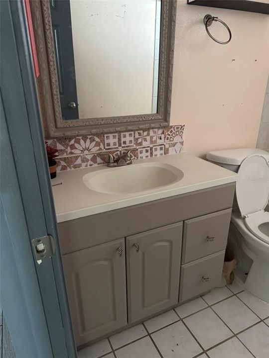 Под контрактом: $159,000 (3 спален, 2 ванн, 1368 Квадратных фут)