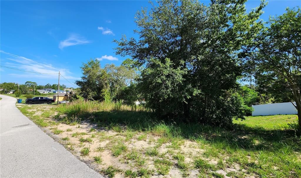 На продажу: $49,900 (0.30 acres)