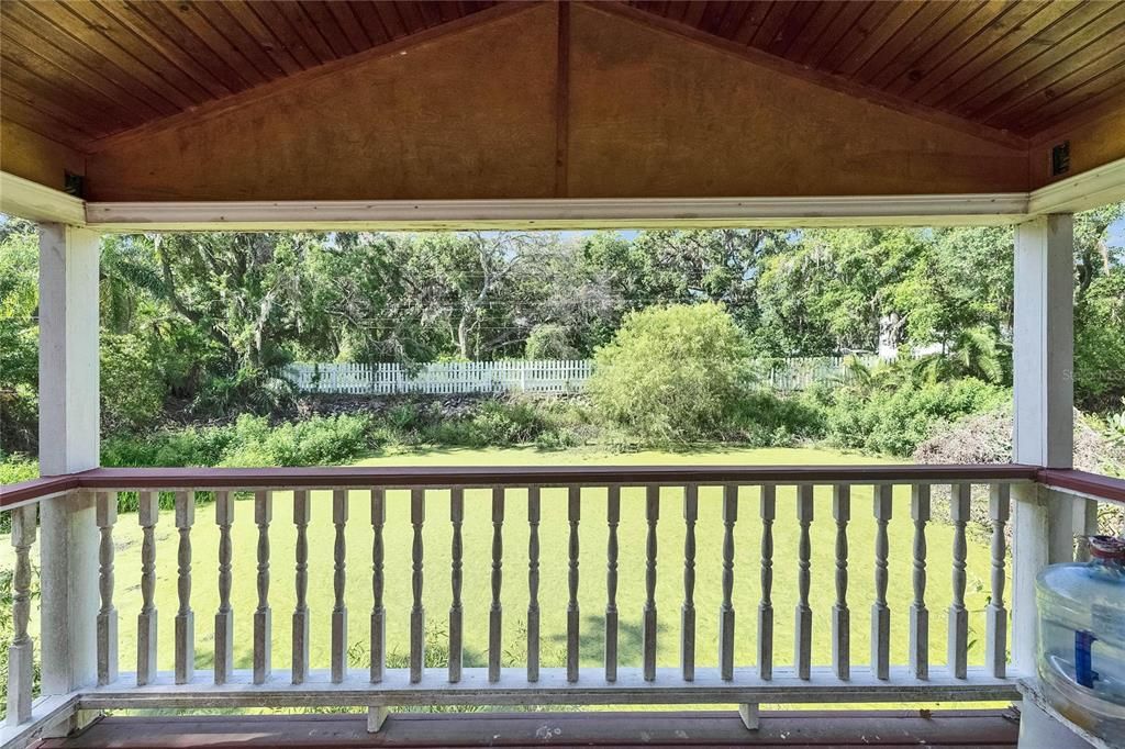 待售: $270,000 (2.37 acres)