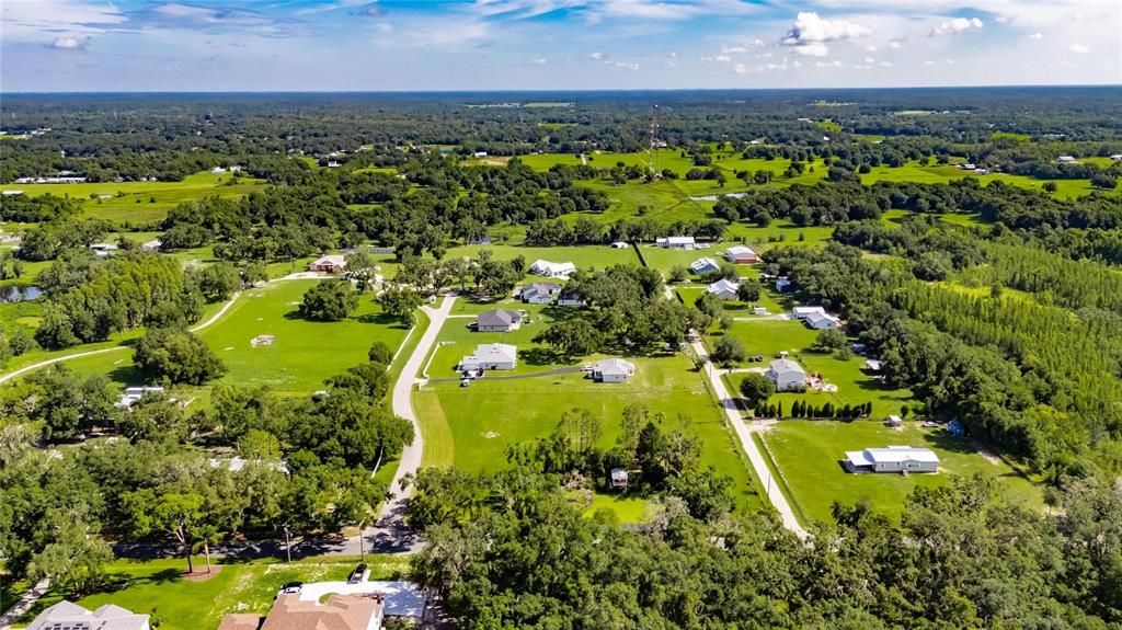 待售: $270,000 (2.37 acres)