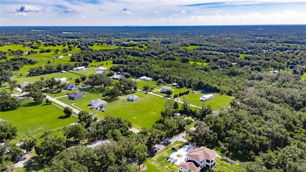 待售: $270,000 (2.37 acres)