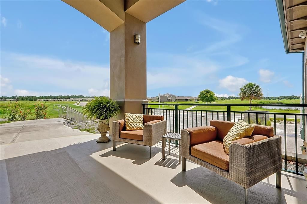 На продажу: $374,000 (4 спален, 2 ванн, 1918 Квадратных фут)