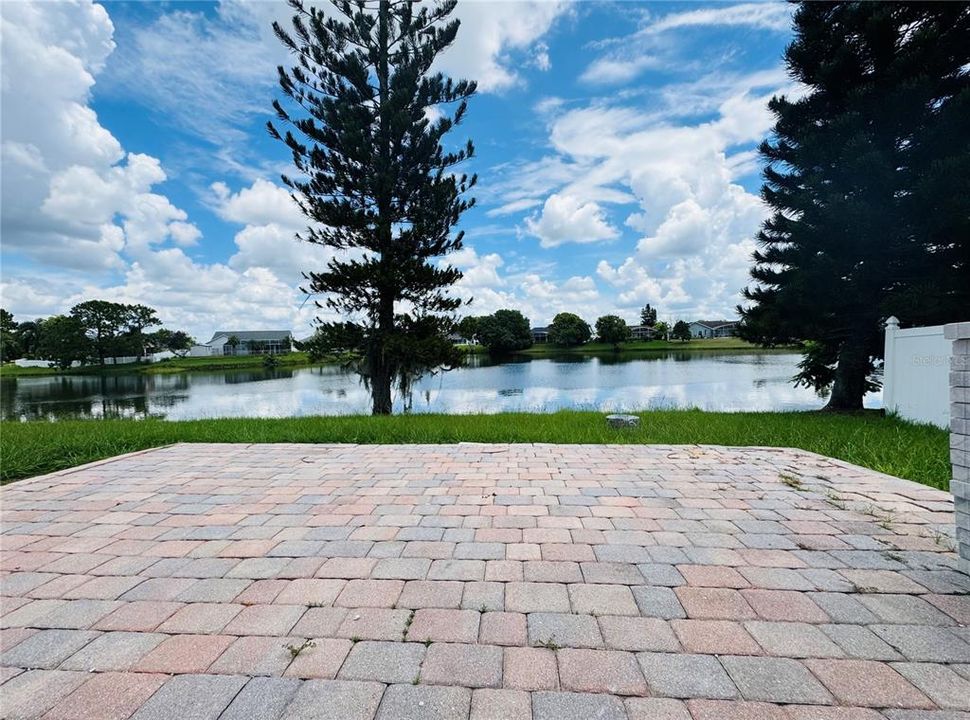 Active With Contract: $2,200 (3 beds, 2 baths, 1619 Square Feet)