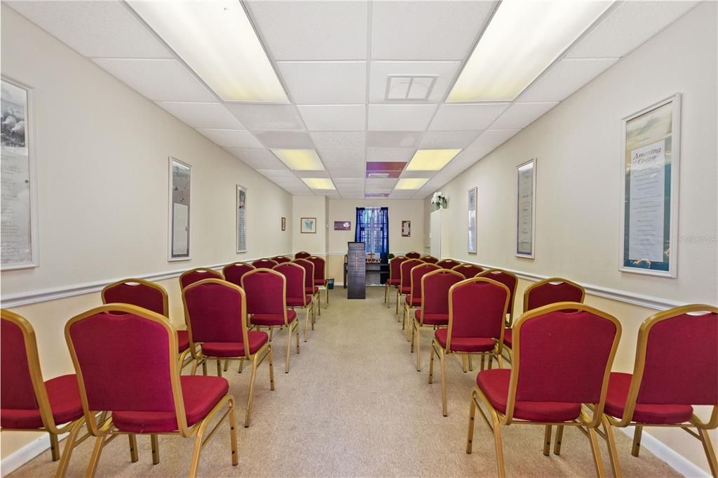 待售: $125,000 (1 贝兹, 1 浴室, 648 平方英尺)