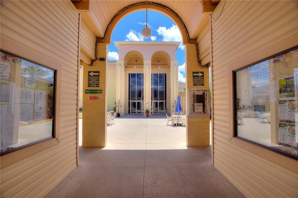 待售: $125,000 (1 贝兹, 1 浴室, 648 平方英尺)