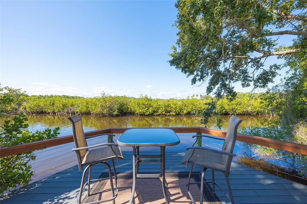 En Venta: $549,900 (3 camas, 2 baños, 1758 Pies cuadrados)