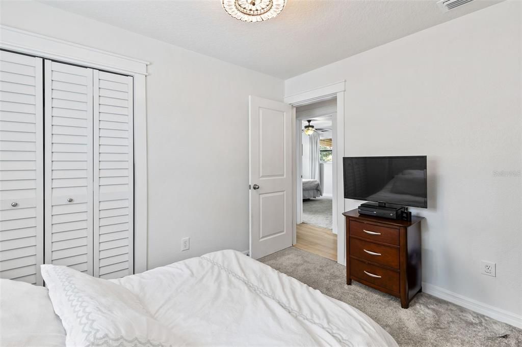 En Venta: $549,900 (3 camas, 2 baños, 1758 Pies cuadrados)