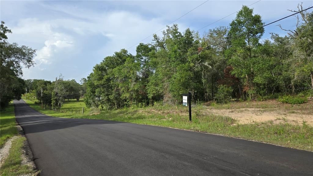 待售: $55,000 (1.17 acres)