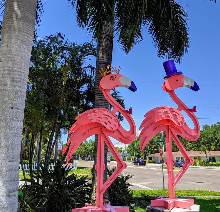 合同活跃: $1,090 (1 贝兹, 1 浴室, 576 平方英尺)