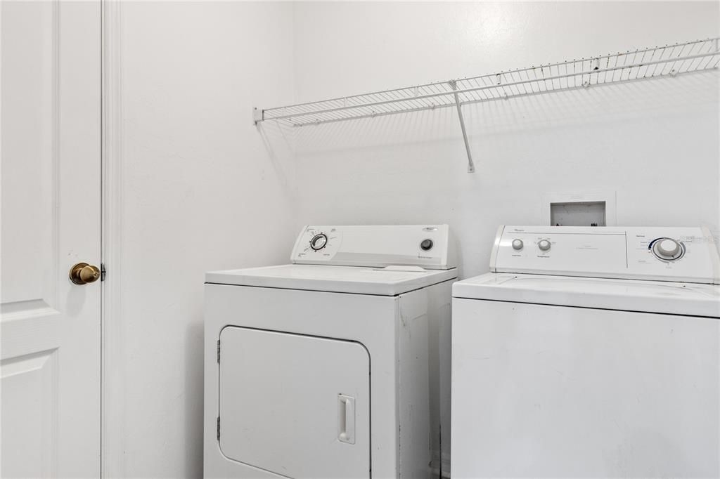 Под контрактом: $269,000 (3 спален, 2 ванн, 1408 Квадратных фут)