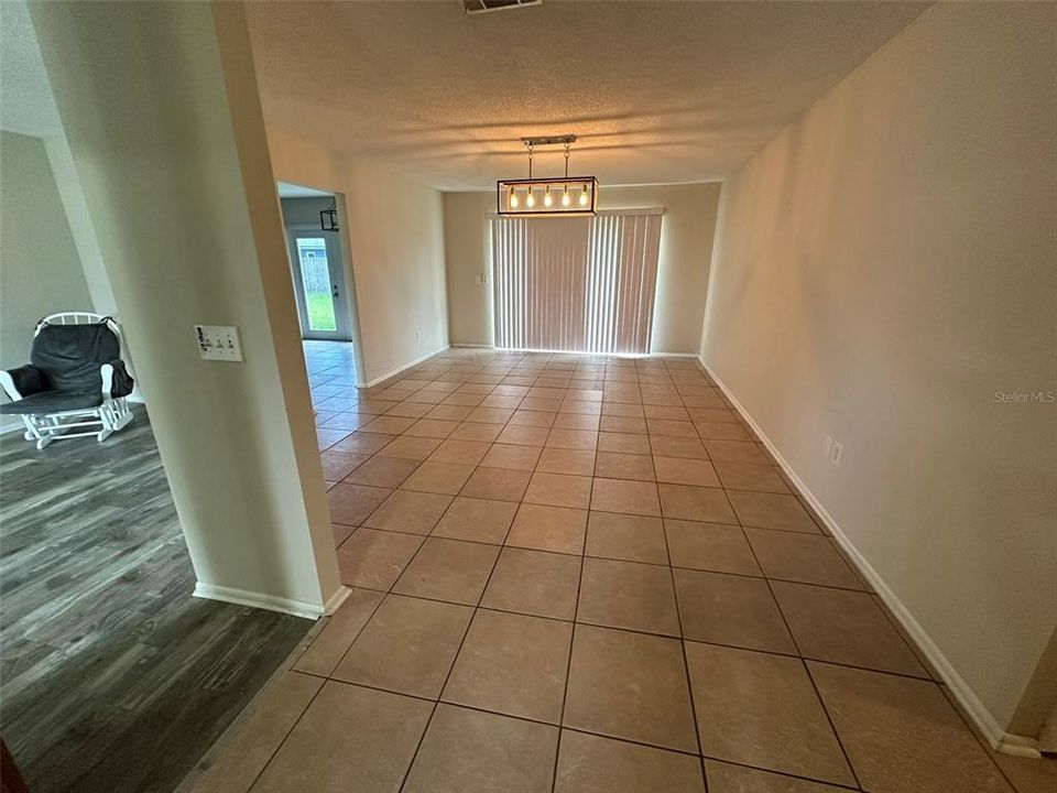 В аренду: $2,200 (3 спален, 2 ванн, 1524 Квадратных фут)