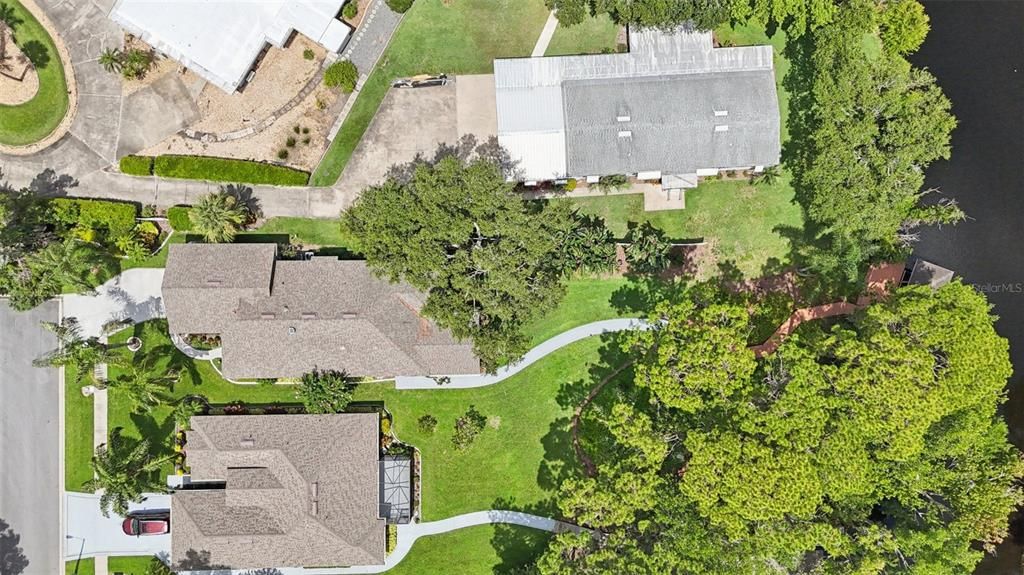 Под контрактом: $539,000 (3 спален, 2 ванн, 1980 Квадратных фут)