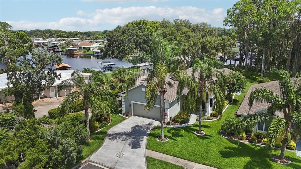 Под контрактом: $539,000 (3 спален, 2 ванн, 1980 Квадратных фут)