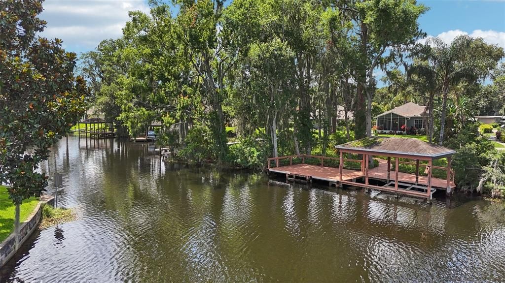 Под контрактом: $539,000 (3 спален, 2 ванн, 1980 Квадратных фут)