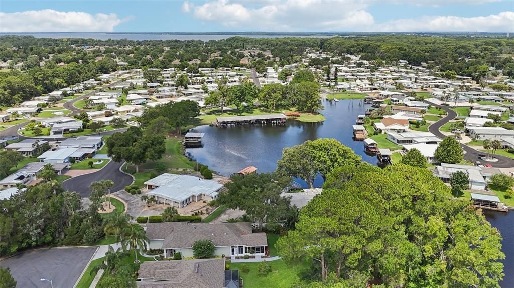 Под контрактом: $539,000 (3 спален, 2 ванн, 1980 Квадратных фут)