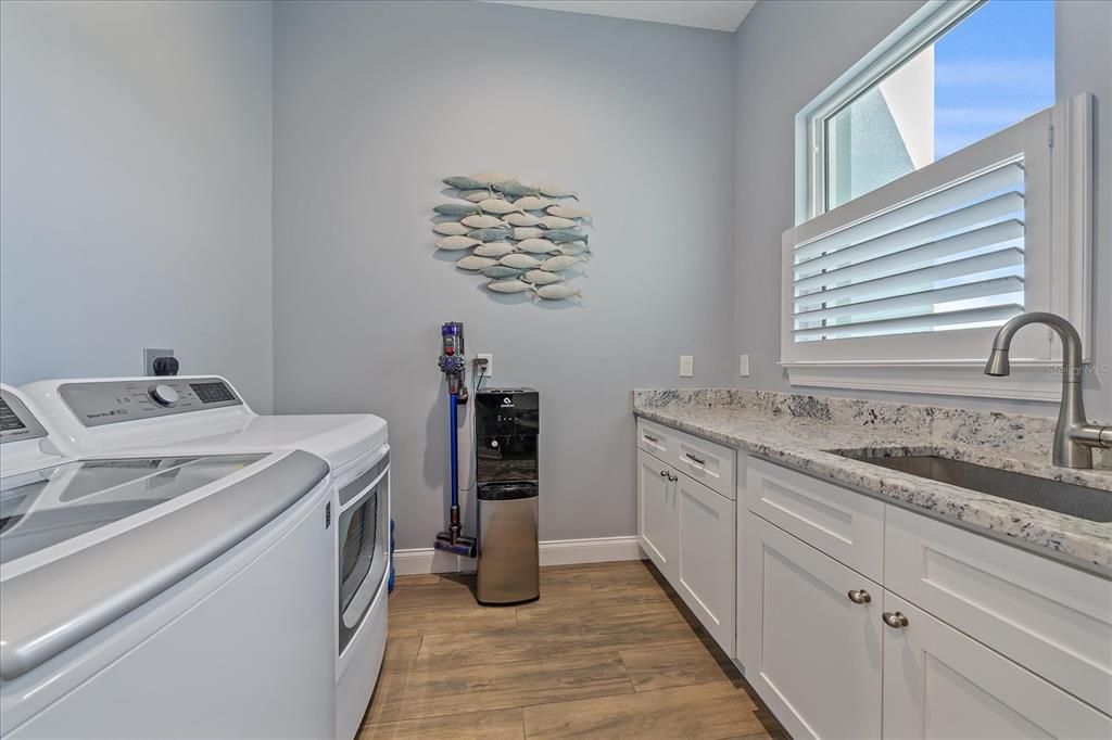 For Sale: $1,882,000 (4 beds, 4 baths, 4273 Square Feet)