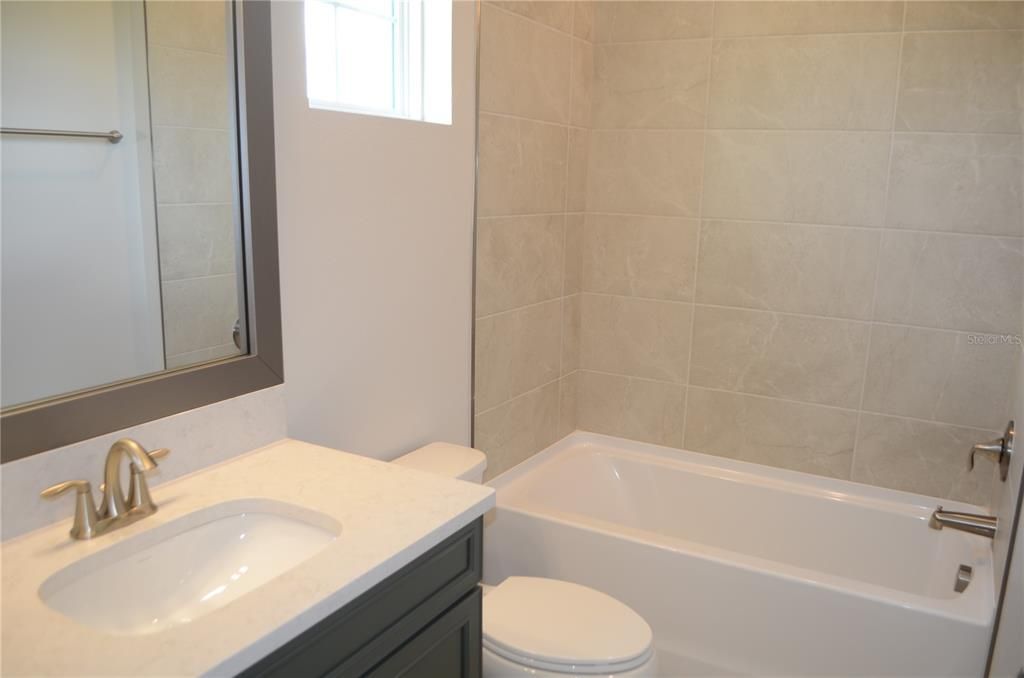 For Rent: $6,500 (6 beds, 4 baths, 4539 Square Feet)