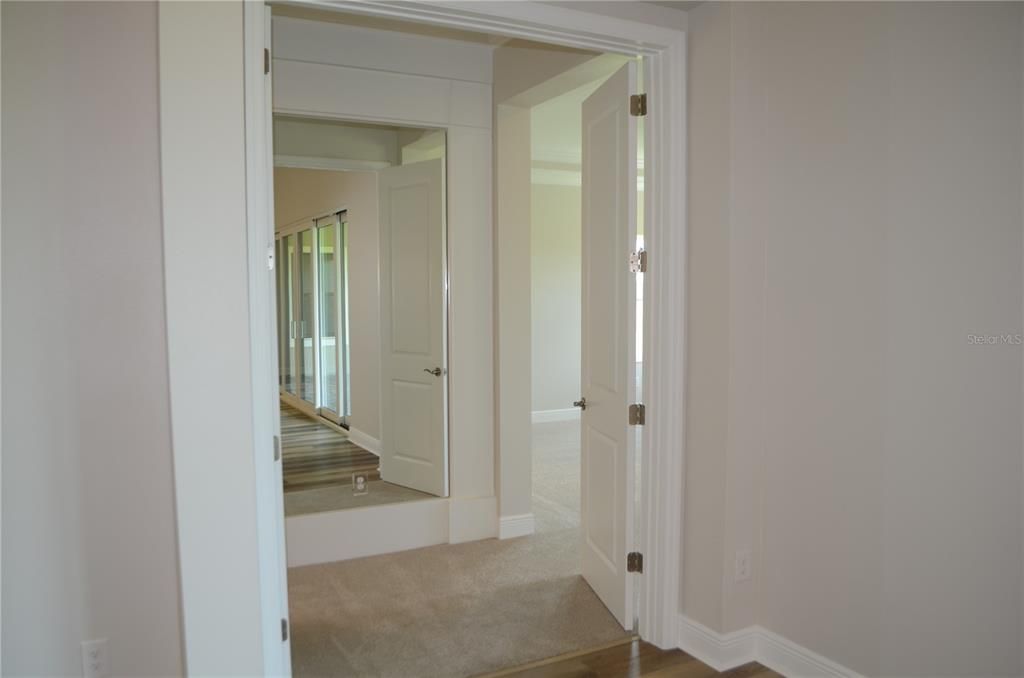 For Rent: $6,500 (6 beds, 4 baths, 4539 Square Feet)