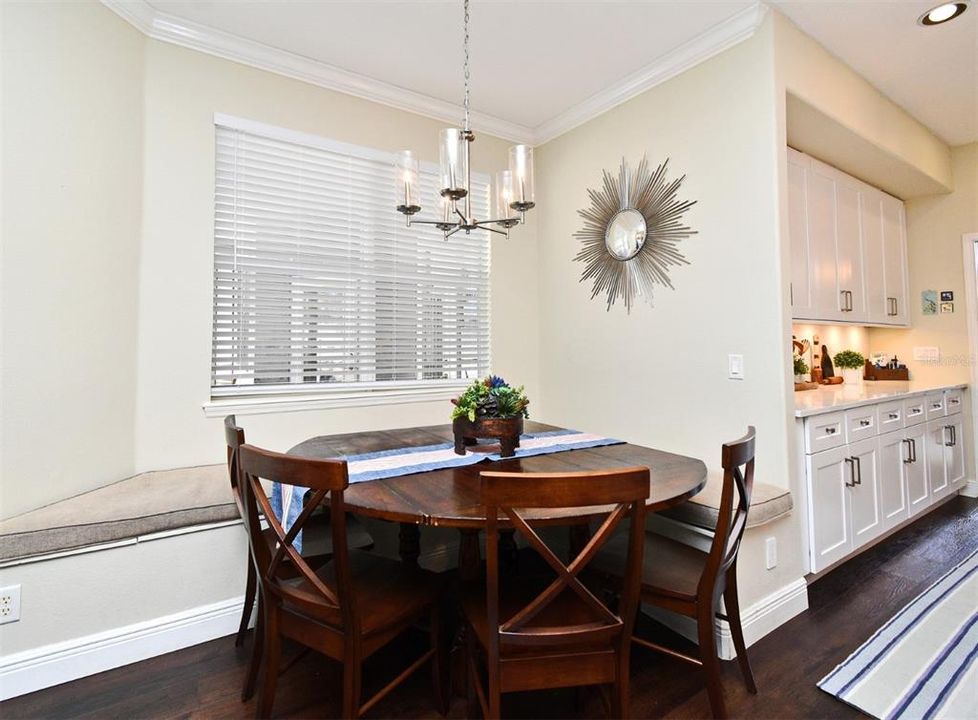 For Sale: $685,000 (5 beds, 3 baths, 2963 Square Feet)