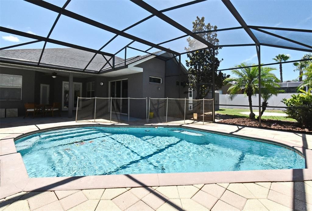 For Sale: $685,000 (5 beds, 3 baths, 2963 Square Feet)