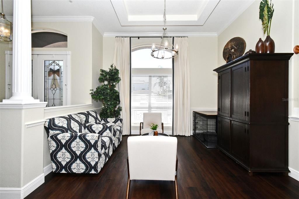 For Sale: $685,000 (5 beds, 3 baths, 2963 Square Feet)