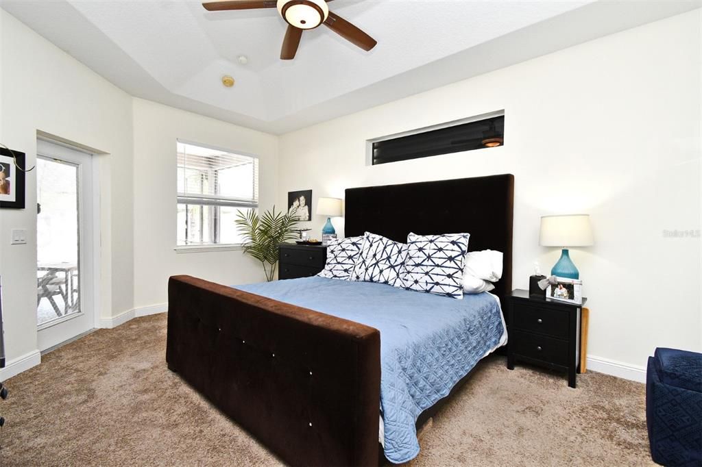 For Sale: $685,000 (5 beds, 3 baths, 2963 Square Feet)