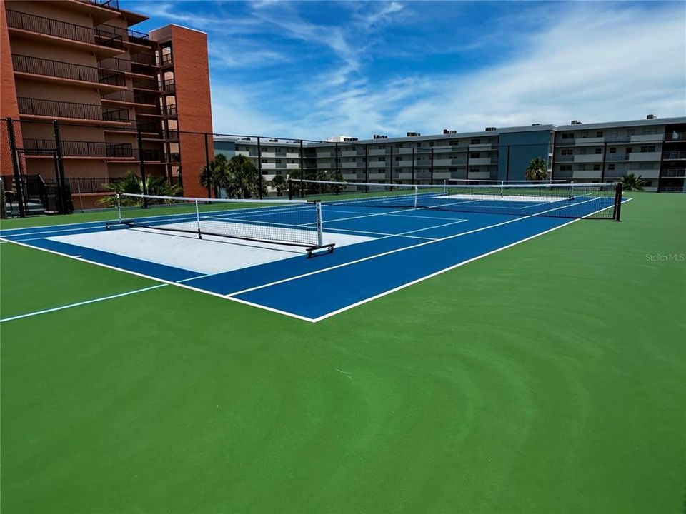 Activo con contrato: $325,000 (1 camas, 1 baños, 690 Pies cuadrados)