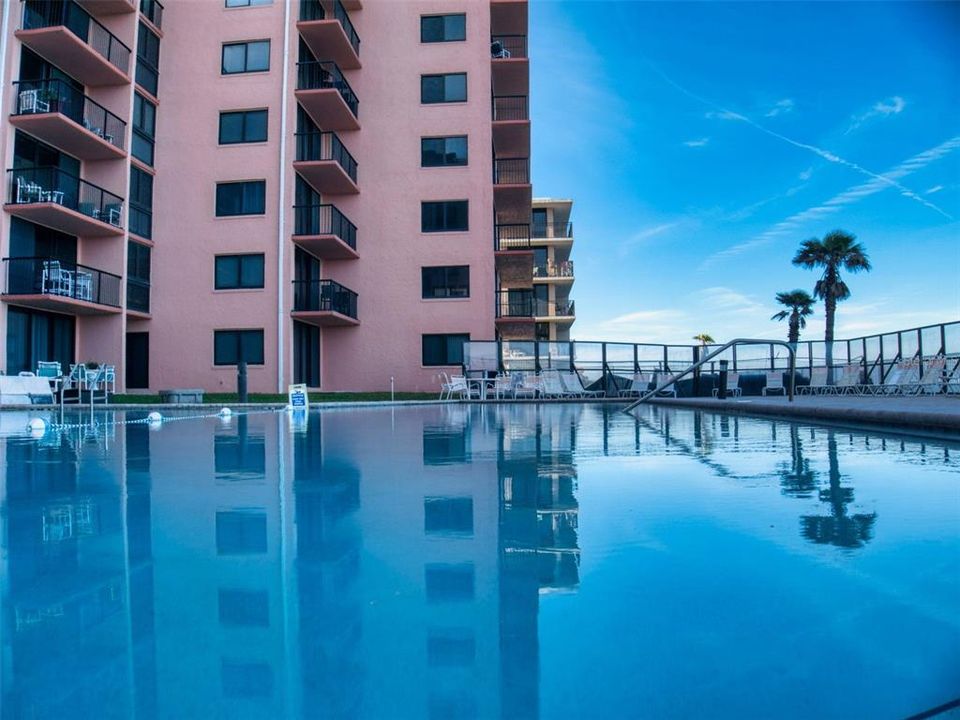 Activo con contrato: $325,000 (1 camas, 1 baños, 690 Pies cuadrados)