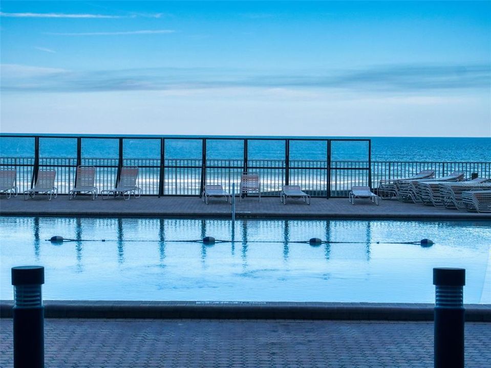 Activo con contrato: $325,000 (1 camas, 1 baños, 690 Pies cuadrados)